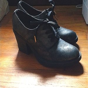 Chunky heels 90s Y2K platform dress shoes egirl kawaii goth punk grunge school
